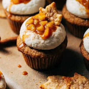 Cupcakes - Vanilla Apple Pie